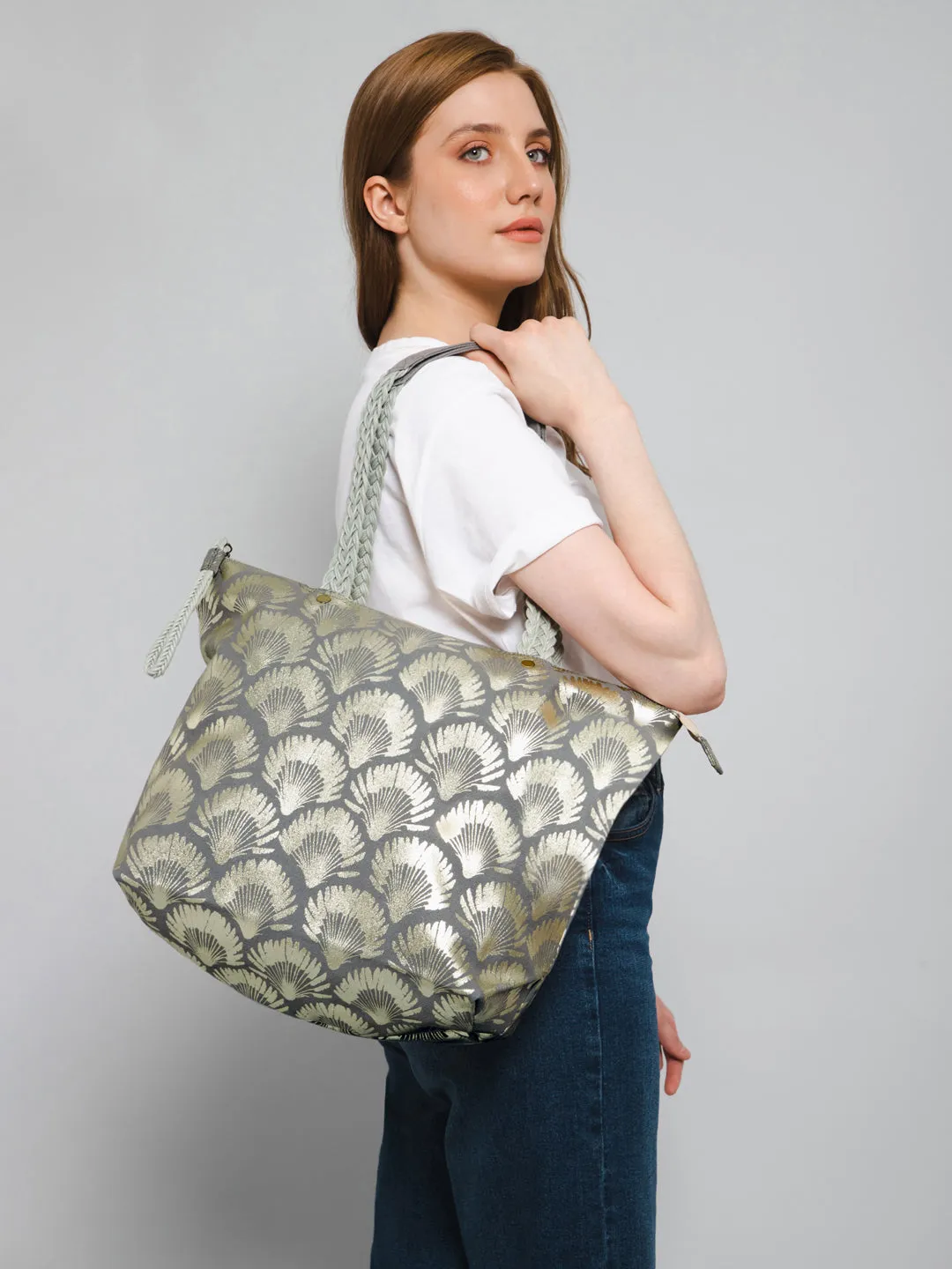 Berrylush Women Grey Floral Printed Canvas Zipper-Up Two-Handle Regular Tote Bag