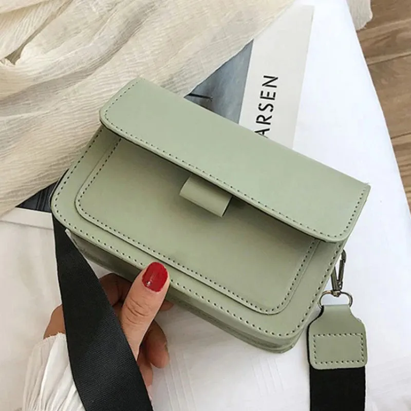 Ladies Messenger Bag New Solid Color 2023 New Trendy Wide Shoulder Strap Small Square Bag Retro Casual Simple Crossbody Bag