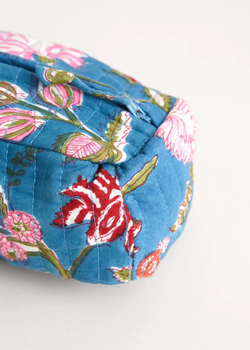 PARISA WASH BAG - SEA BLUE