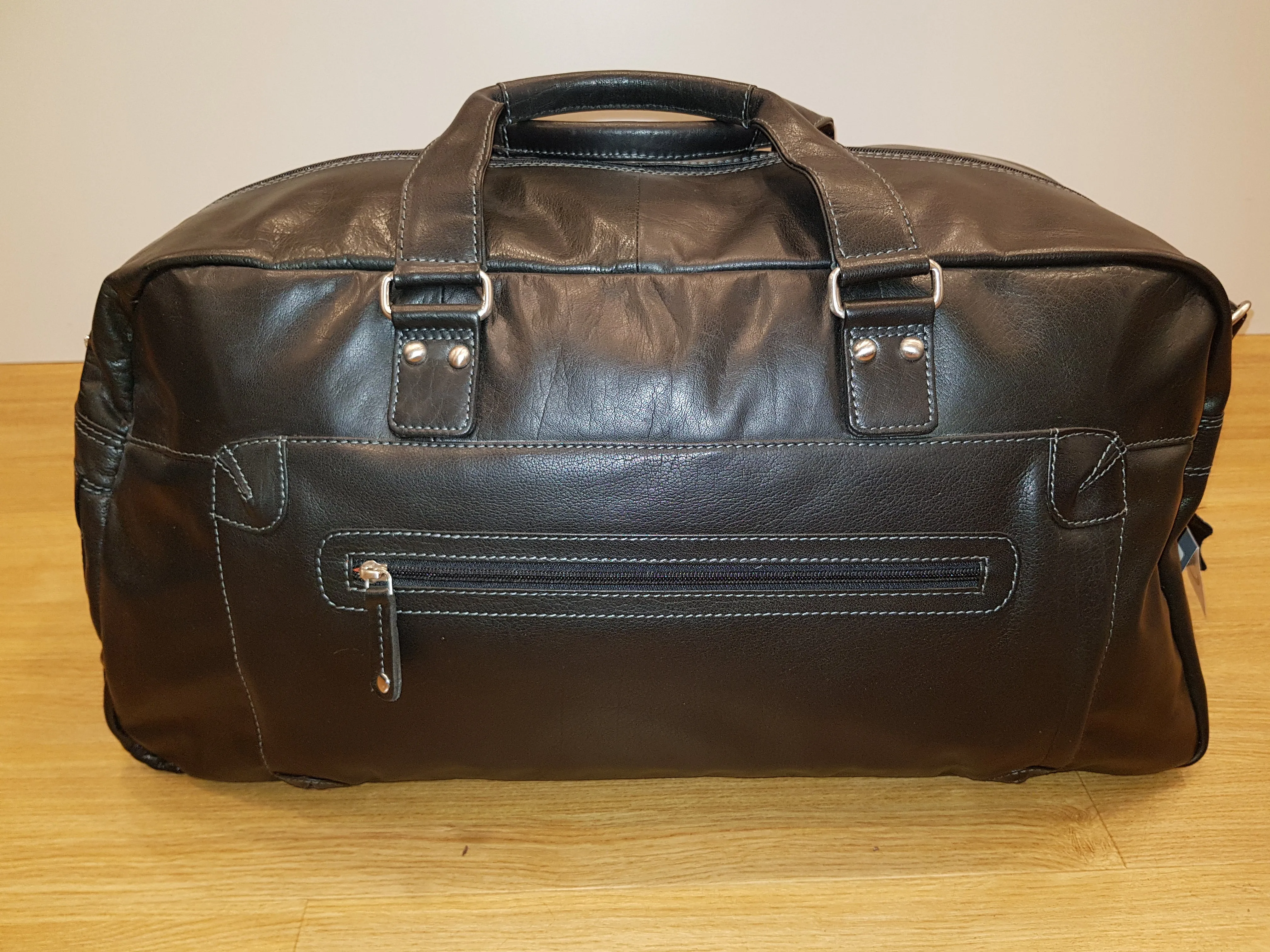 Rugged Hide - Travel Bag Leather Overnight Bag