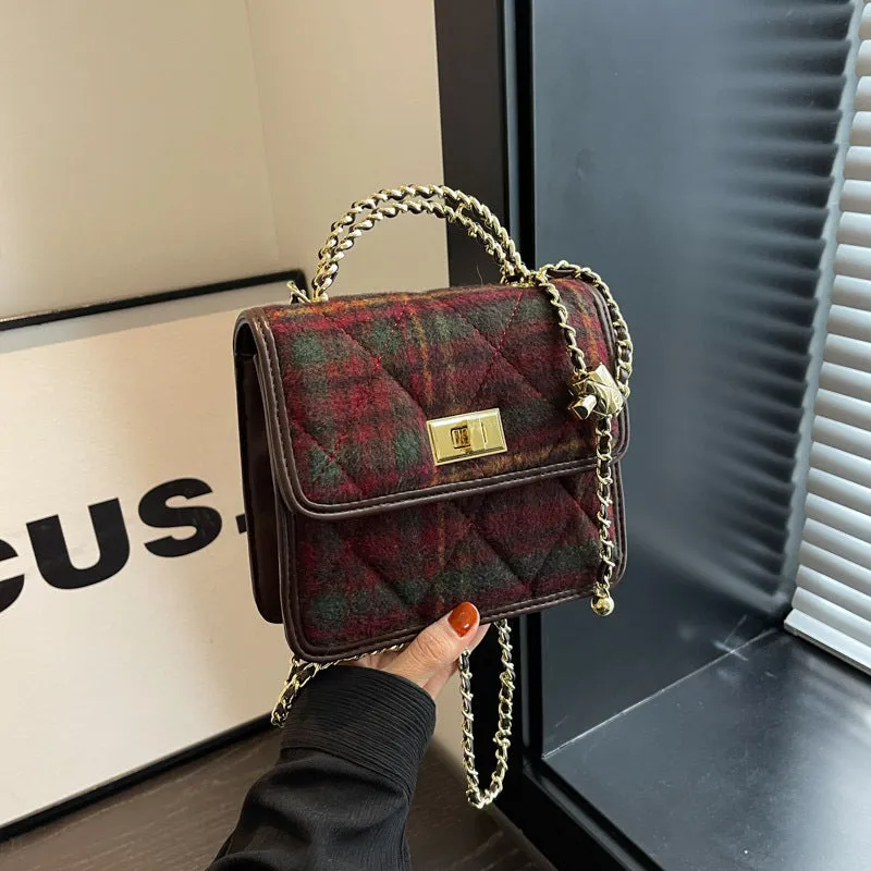 Woolen Autumn and Winter Contrast Color Small Square Bag Transfer Pearl Diamond Chain Crossbody Bag Fashion New Handheld Small Bag