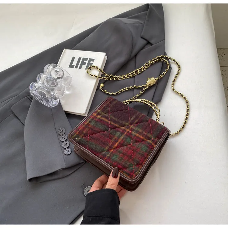 Woolen Autumn and Winter Contrast Color Small Square Bag Transfer Pearl Diamond Chain Crossbody Bag Fashion New Handheld Small Bag